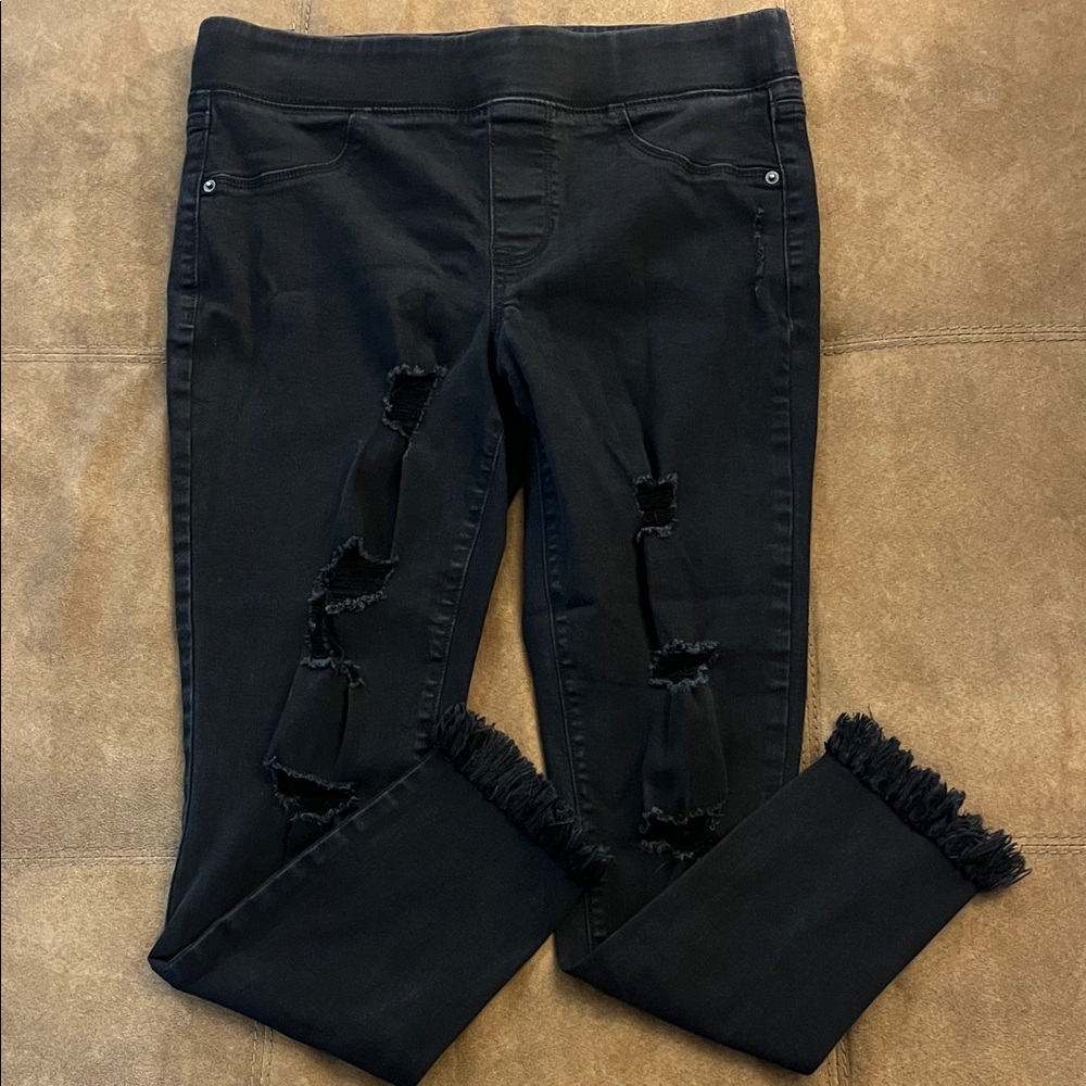Stylish Old Navy Black Distressed Women’s Jeggings